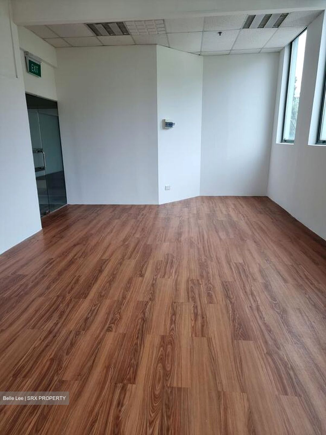 Highland Centre (D19), Office #567471091
